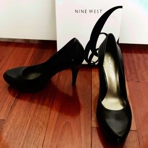 Nine West Black Leather Rocha Heels - Size 6.5